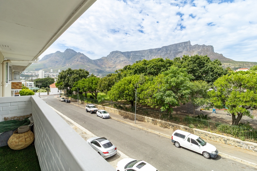 To Let 2 Bedroom Property for Rent in Tamboerskloof Western Cape